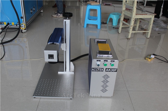 20W 30W 50W Metal Fiber Laser Marking Machine For Steel Laser engraver For Plastic Bag - Image 3