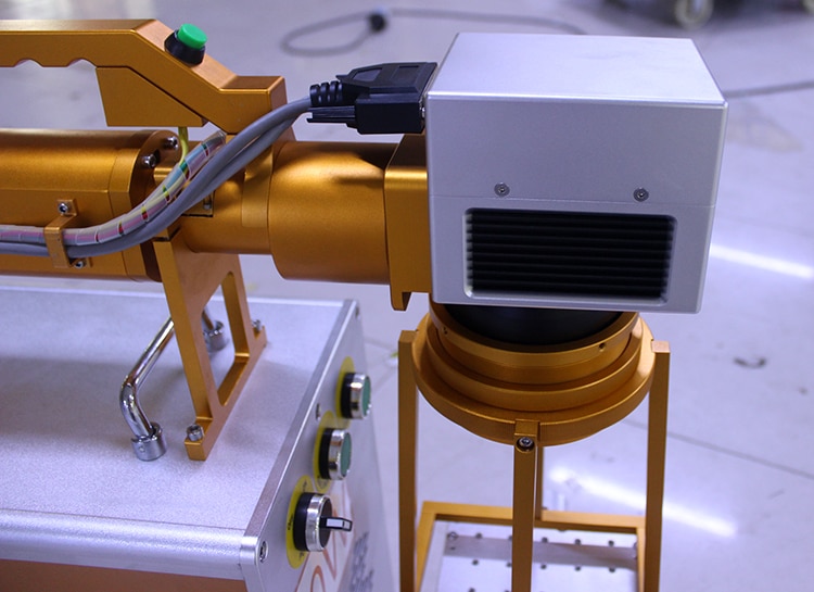 20W 30W 50W Portable Fiber Laser Machine Nameplate Marking Router For Non-Glare Metal Iron Stainless Steel Gold Silver Copper - Image 3