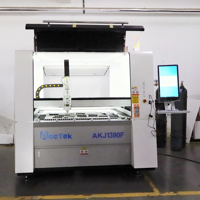 Acctek 1000W Fiber Laser Cutting Machine Sheet Metal Made In China Cnc Fiber Metal Cutter Akj1390F - Image 4