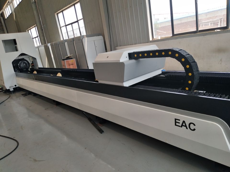 Cnc 1000w Fiber Laser Tupe Cutting Machine Metal Steel Laser Cutting Machine 2000w Cnc Fiber Metal Laser Cutting Router - Image 3