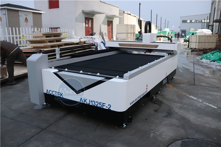 Fiber Laser Cutters 1000w Fiber Laser Cutting Machine Raycus Fiber Laser Source 1325 - Image 3