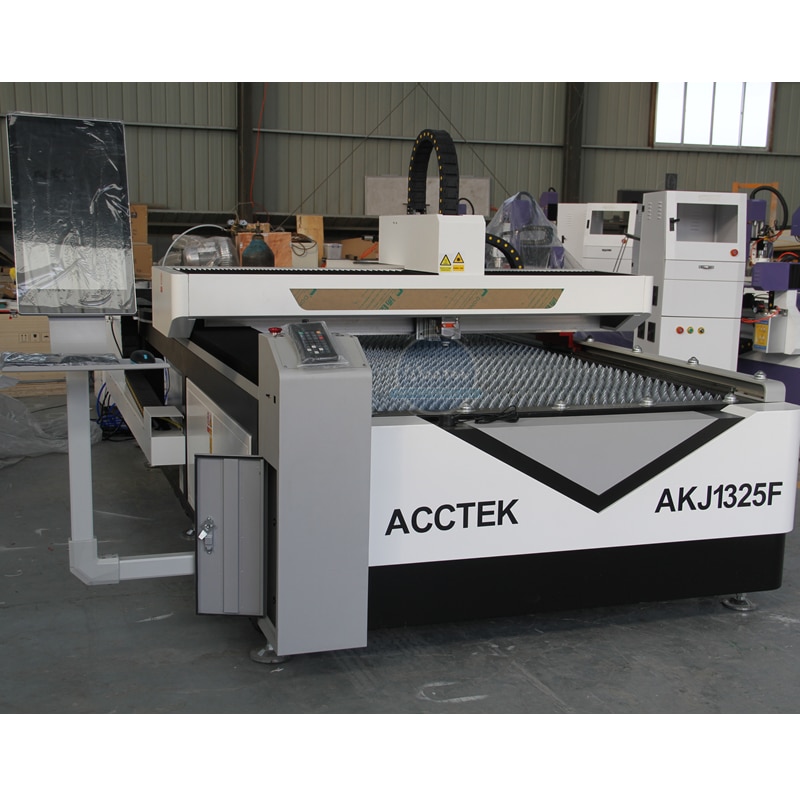 Fiber Laser Cutting Machine 4*8 feet CNC Metal Laser Cutting Machine Raycus Brand 500W 1000W 1500W for Sale - Image 3