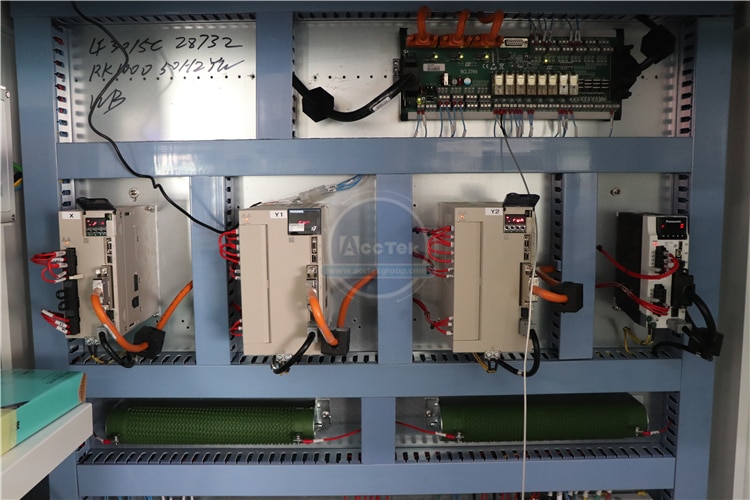Heavy Duty Large Area Cutter 1530 Raycus Metal 1000W 2000W 4000w Fiber Laser Cutting Machine For Steel - Image 3