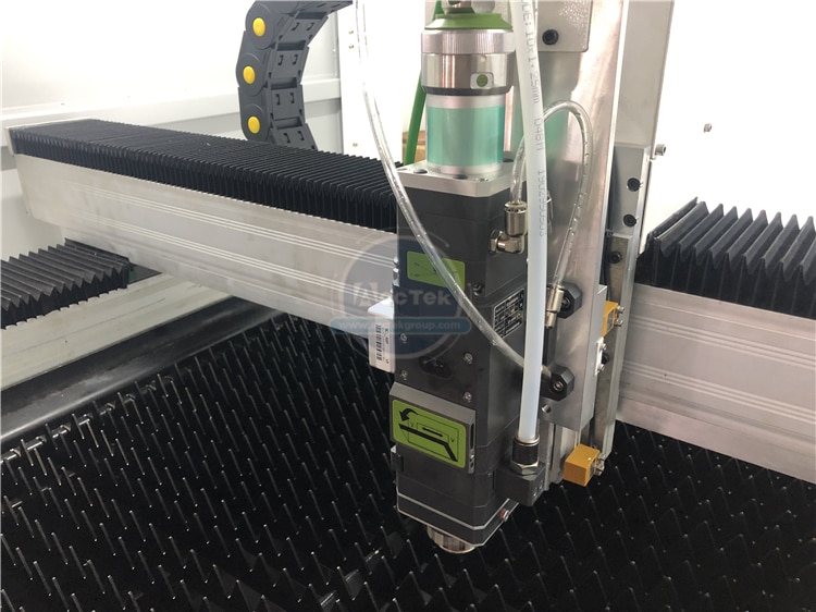 Middle Area Cutter 1390 Raycus Metal 1000W 1500W 2000W Fiber Laser Cutting Machine For Steel - Image 3