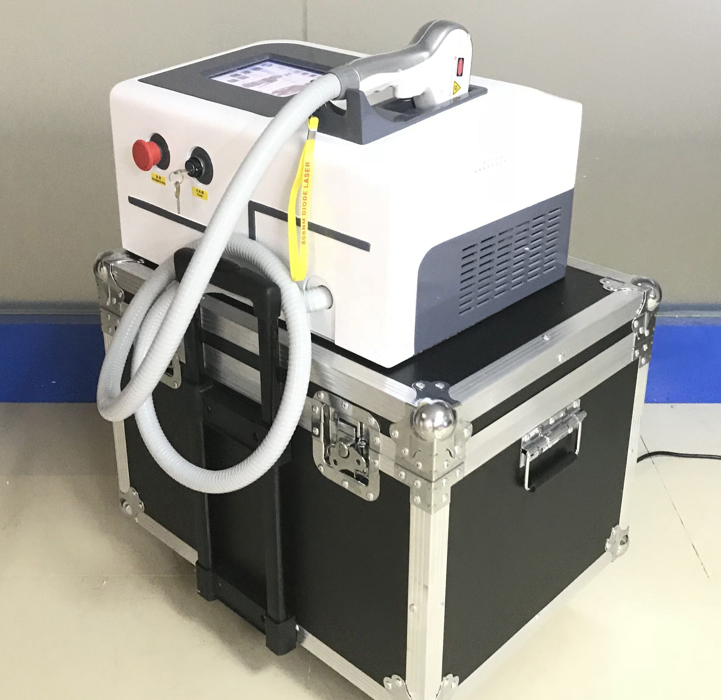 Portable Laser Hair Removal Machine&Skin rejuvenation 808 nm Diode Laser/808 Diode Laser - Image 2