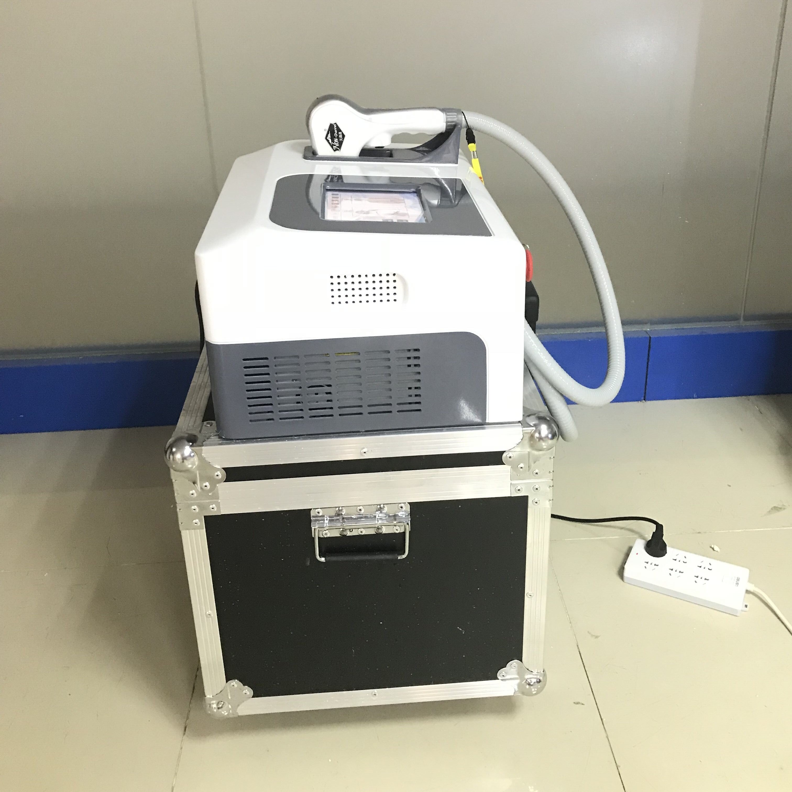 Portable Laser Hair Removal Machine&Skin rejuvenation 808 nm Diode Laser/808 Diode Laser - Image 4