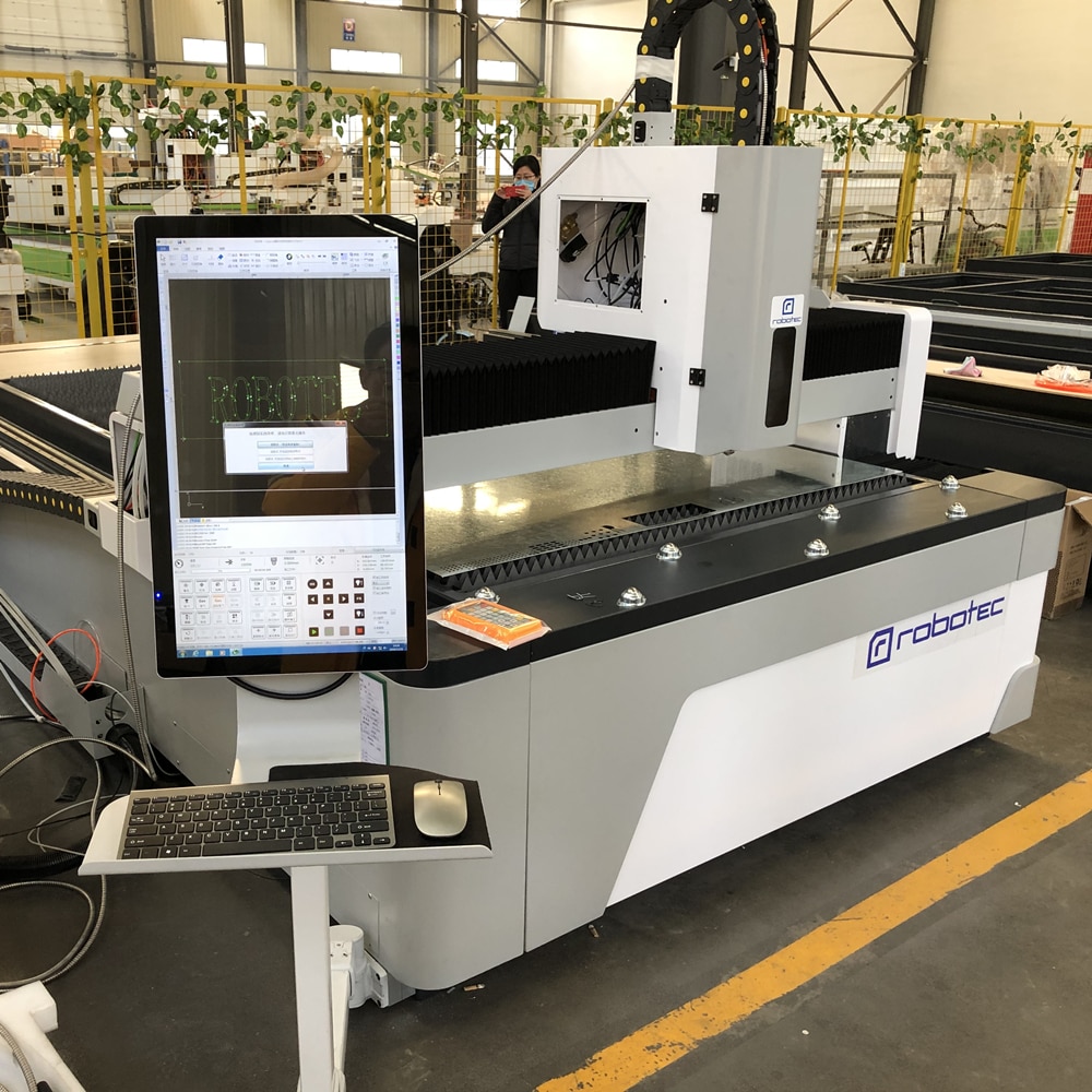 ROBOTEC Factory Fiber Laser Cutter With Raycus 1000w-3000w Fiber Module Metal Laser Cutting Machine For Metal Cutting - Image 3