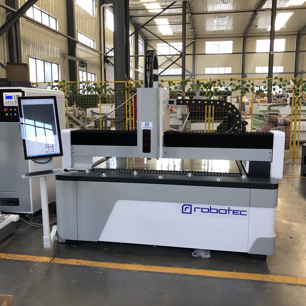 ROBOTEC Factory Fiber Laser Cutter With Raycus 1000w-3000w Fiber Module Metal Laser Cutting Machine For Metal Cutting
