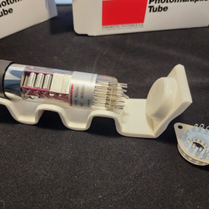 HAMAMATSU Photomultiplier Tube R6095 SEL R6094 PMT 28mm